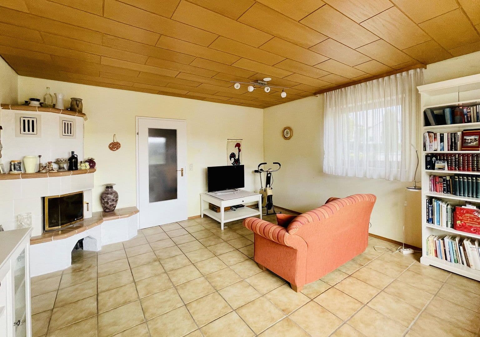 Prodej domu 176 m², pozemek 471 m², Simmozheim, Bádensko-Württembersko Prodej domu 176 m², pozemek 471 m², Simmozheim, Bádensko-Württembersko