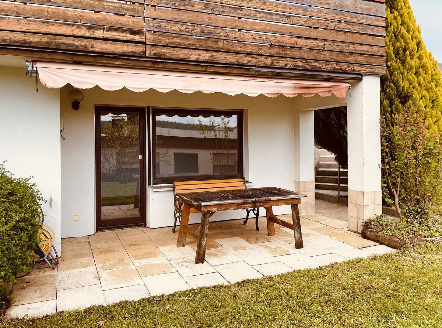 Prodej domu 176 m², pozemek 471 m², Simmozheim, Bádensko-Württembersko Prodej domu 176 m², pozemek 471 m², Simmozheim, Bádensko-Württembersko