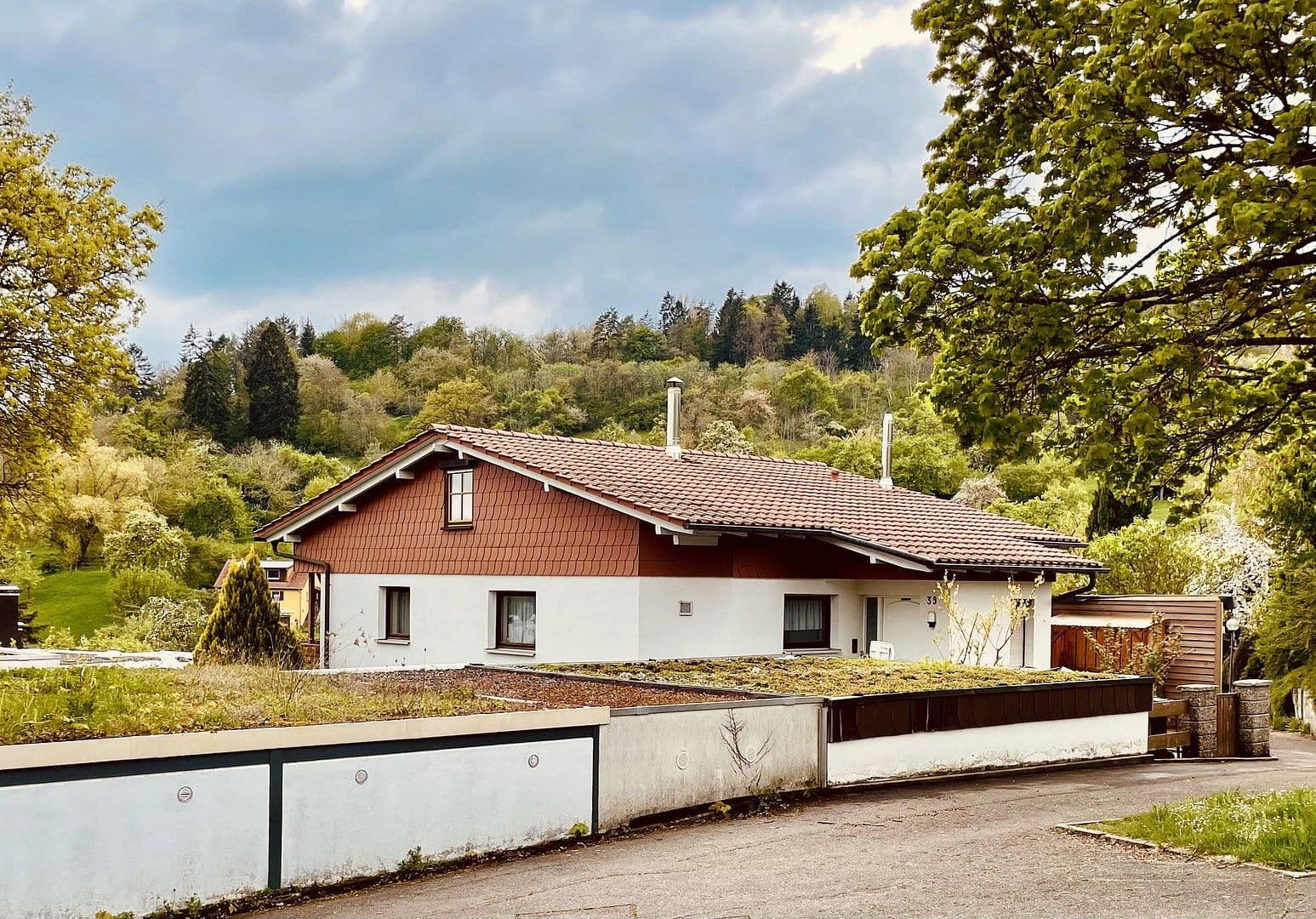 Prodej domu 176 m², pozemek 471 m², Simmozheim, Bádensko-Württembersko Prodej domu 176 m², pozemek 471 m², Simmozheim, Bádensko-Württembersko