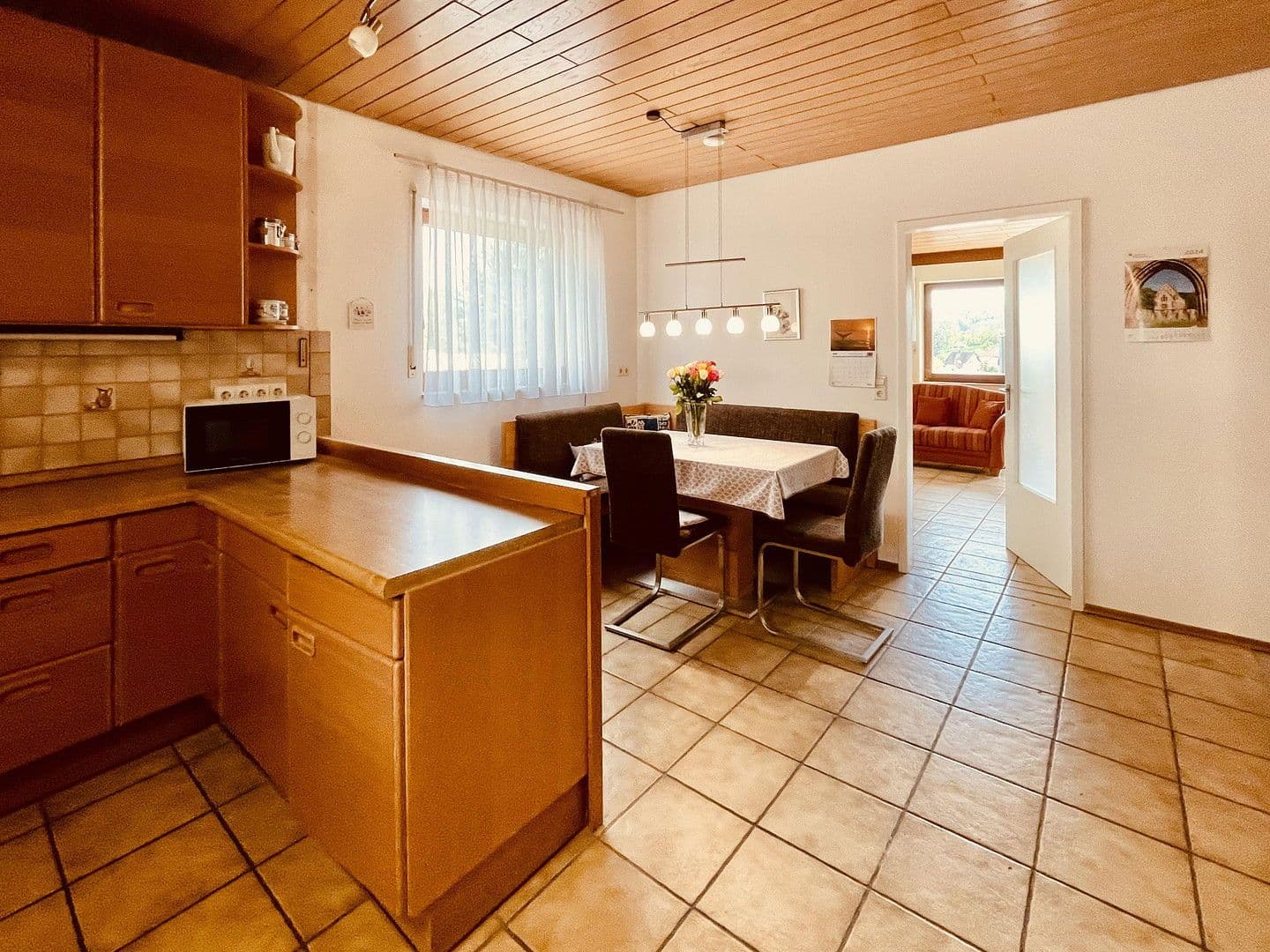 Prodej domu 176 m², pozemek 471 m², Simmozheim, Bádensko-Württembersko Prodej domu 176 m², pozemek 471 m², Simmozheim, Bádensko-Württembersko