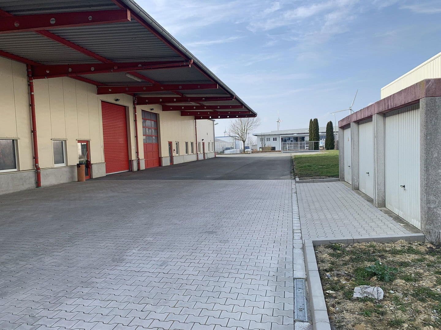 Pronájem nebytového prostoru 7.423 m², Oberer Westring 41, Büren, Severní Porýní-Vestfálsko Pronájem nebytového prostoru 7.423 m², Oberer Westring 41, Büren, Severní Porýní-Vestfálsko