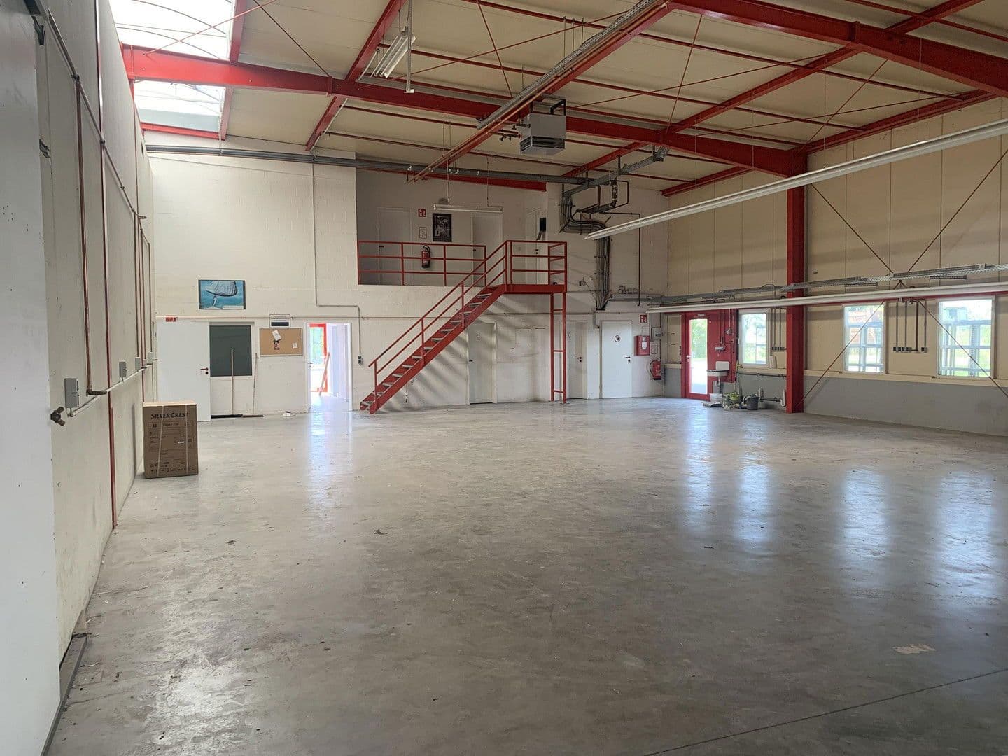 Pronájem nebytového prostoru 7.423 m², Oberer Westring 41, Büren, Severní Porýní-Vestfálsko Pronájem nebytového prostoru 7.423 m², Oberer Westring 41, Büren, Severní Porýní-Vestfálsko