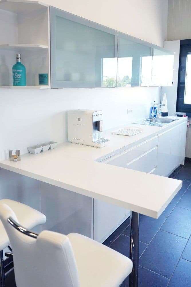 Prodej nebytového prostoru 6.365 m², Königsbrunn, Bavorsko Prodej nebytového prostoru 6.365 m², Königsbrunn, Bavorsko