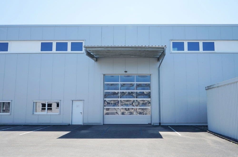 Prodej nebytového prostoru 6.365 m², Königsbrunn, Bavorsko Prodej nebytového prostoru 6.365 m², Königsbrunn, Bavorsko