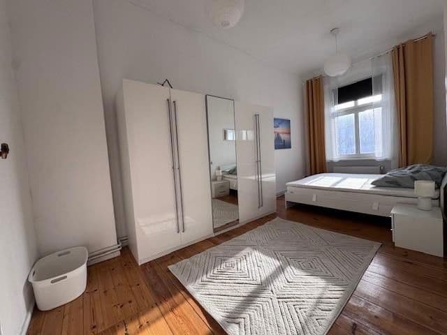 Pronájem bytu 3+1 90 m², Körnerstr., 47, Berlin, Berlín Pronájem bytu 3+1 90 m², Körnerstr., 47, Berlin, Berlín