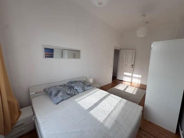 Pronájem bytu 3+1 90 m², Körnerstr., 47, Berlin, Berlín Pronájem bytu 3+1 90 m², Körnerstr., 47, Berlin, Berlín