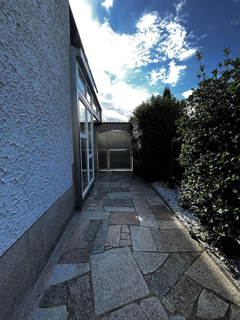 Prodej domu 252 m², pozemek 767 m², Mutterstadt, Porýní-Falc Prodej domu 252 m², pozemek 767 m², Mutterstadt, Porýní-Falc