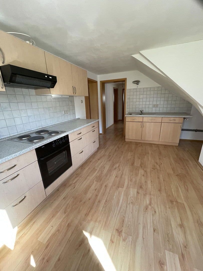 Pronájem bytu 2+1 69 m², Wiesbaden-Breckenheim, Hessen Pronájem bytu 2+1 69 m², Wiesbaden-Breckenheim, Hessen