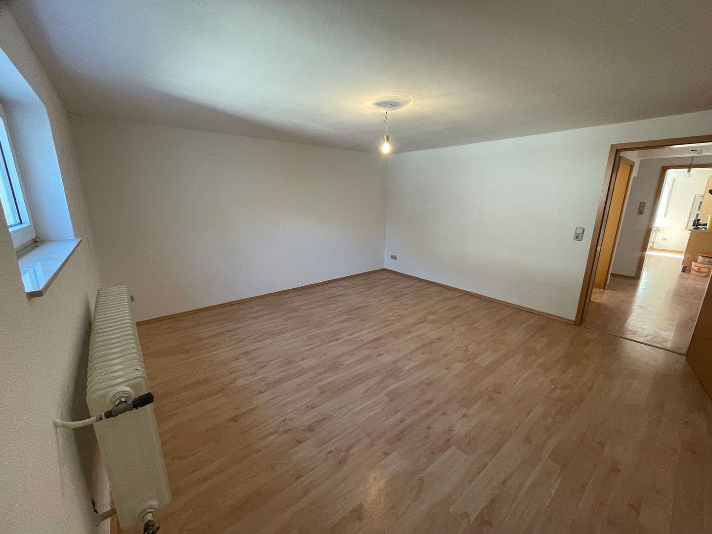 Pronájem bytu 2+1 69 m², Wiesbaden-Breckenheim, Hessen Pronájem bytu 2+1 69 m², Wiesbaden-Breckenheim, Hessen