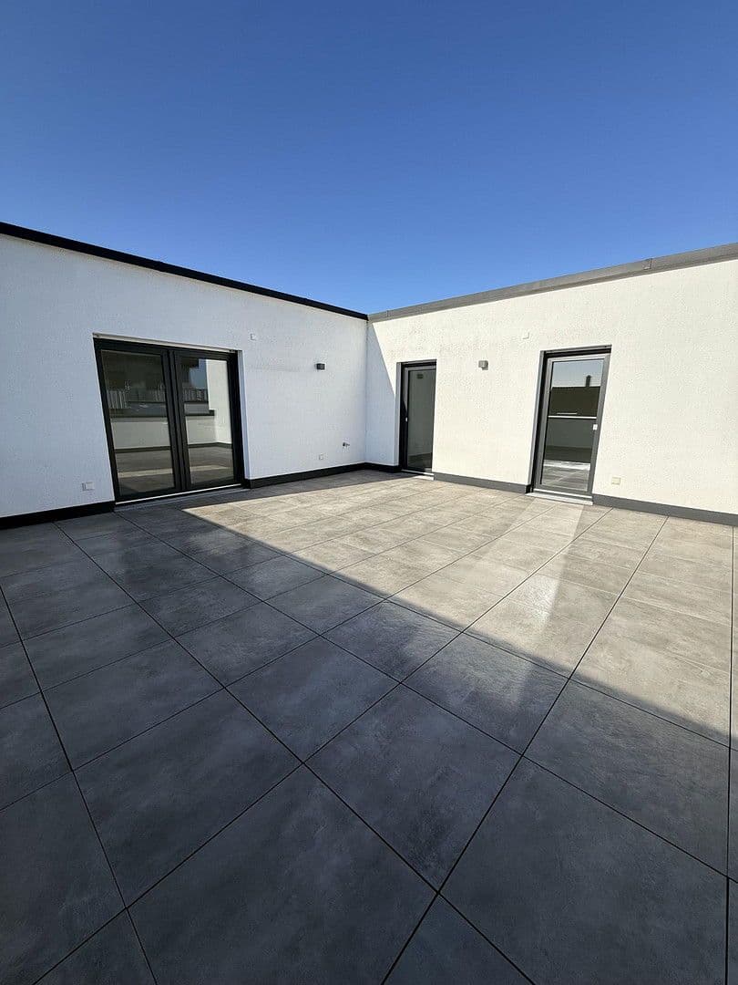 Pronájem bytu 5+1 134 m², Langendiebacher Str. 49, Erlensee, Hessen Pronájem bytu 5+1 134 m², Langendiebacher Str. 49, Erlensee, Hessen