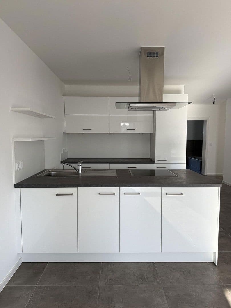 Pronájem bytu 5+1 134 m², Langendiebacher Str. 49, Erlensee, Hessen Pronájem bytu 5+1 134 m², Langendiebacher Str. 49, Erlensee, Hessen