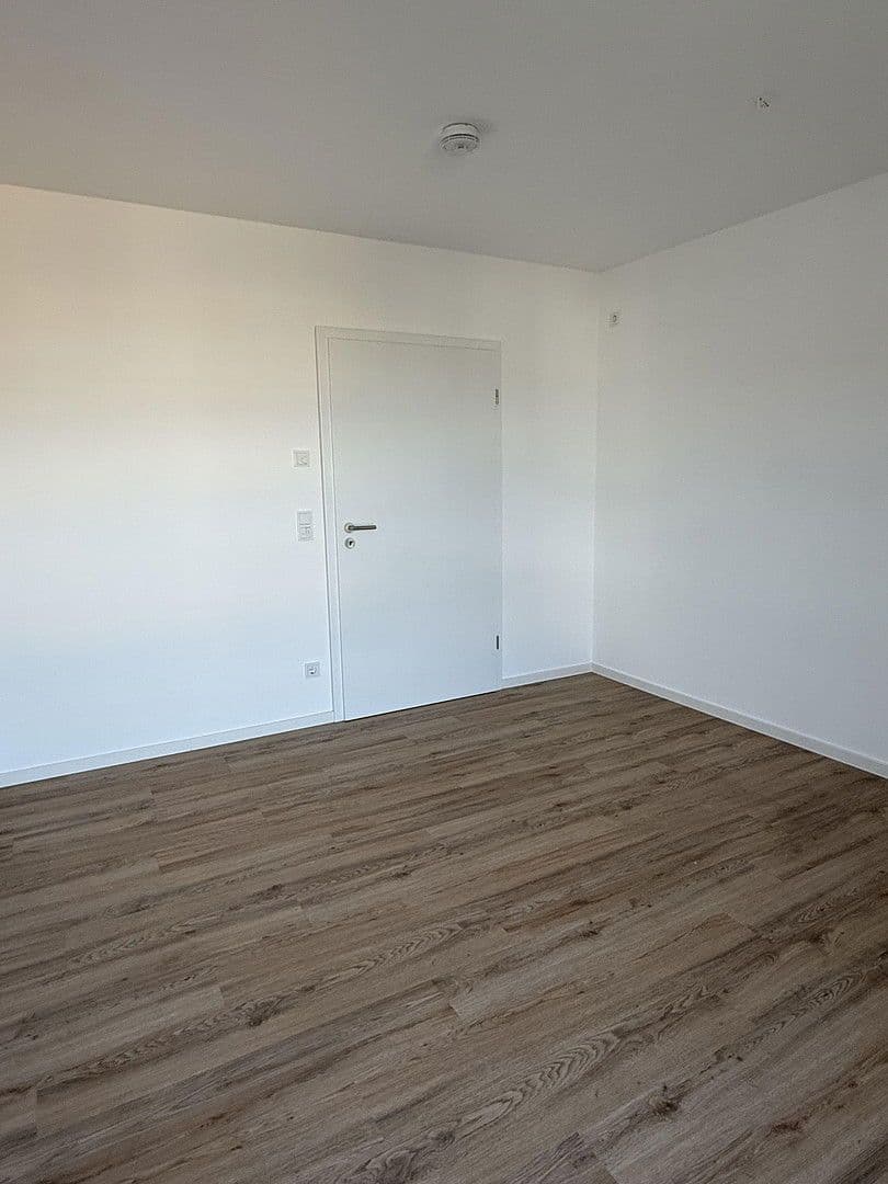 Pronájem bytu 5+1 134 m², Langendiebacher Str. 49, Erlensee, Hessen Pronájem bytu 5+1 134 m², Langendiebacher Str. 49, Erlensee, Hessen