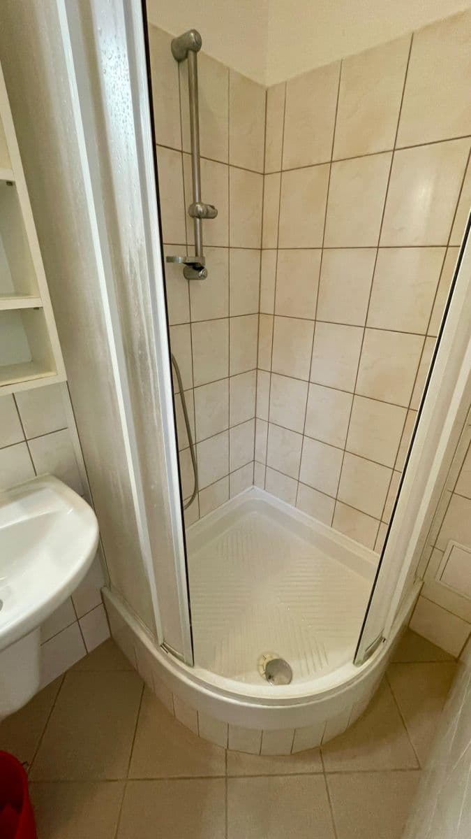 Pronájem bytu 1+1 37 m², Kuklenská, Brno, Jihomoravský kraj Pronájem bytu 1+1 37 m², Kuklenská, Brno, Jihomoravský kraj