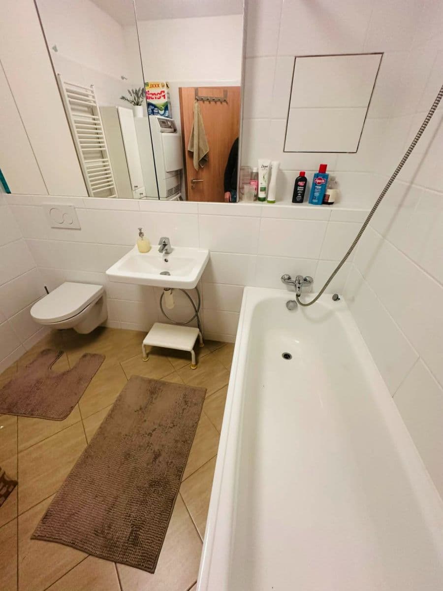 Pronájem bytu 4+kk 100 m², Jana Přibíka, Praha, Praha Pronájem bytu 4+kk 100 m², Jana Přibíka, Praha, Praha