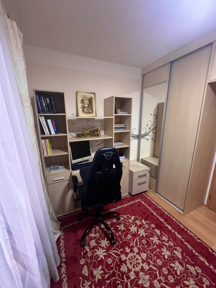 Pronájem bytu 4+kk 100 m², Jana Přibíka, Praha, Praha Pronájem bytu 4+kk 100 m², Jana Přibíka, Praha, Praha