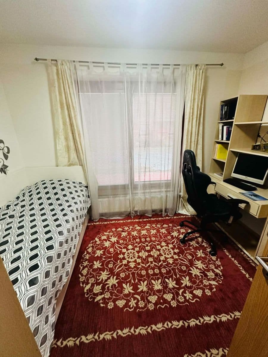 Pronájem bytu 4+kk 100 m², Jana Přibíka, Praha, Praha Pronájem bytu 4+kk 100 m², Jana Přibíka, Praha, Praha