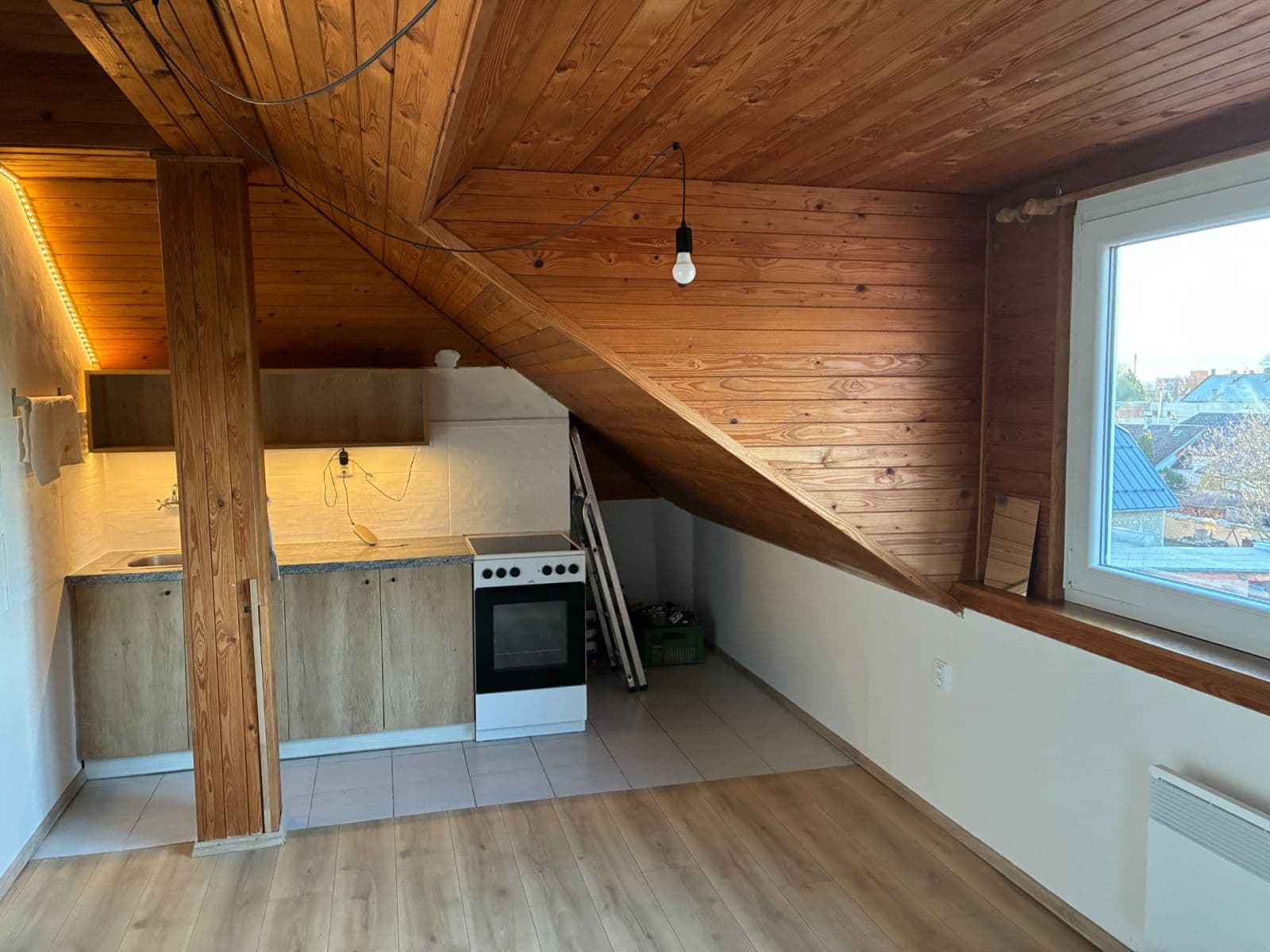 Pronájem bytu 2+kk 42 m², Komenského, Šternberk, Olomoucký kraj Pronájem bytu 2+kk 42 m², Komenského, Šternberk, Olomoucký kraj