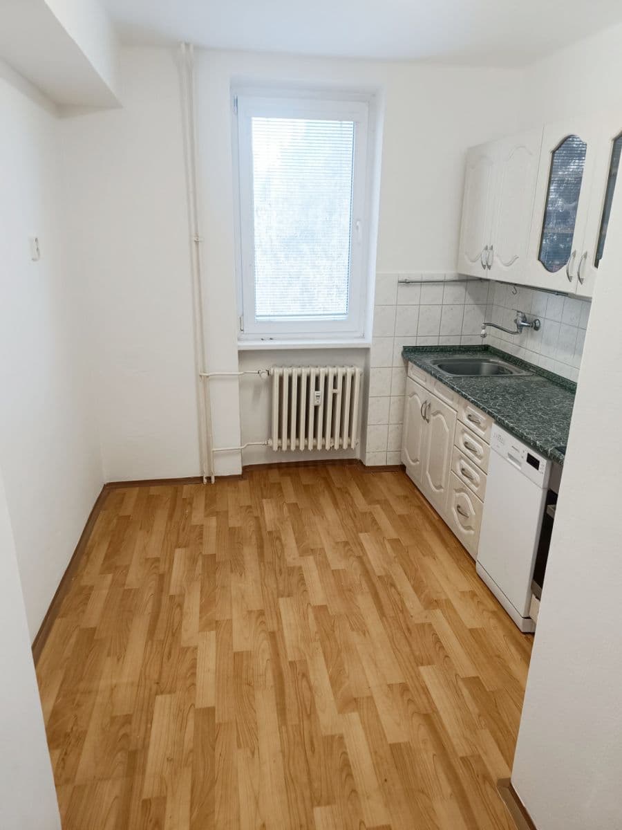 Prodej bytu 3+kk 73 m², Štolmířská, Český Brod, Středočeský kraj Prodej bytu 3+kk 73 m², Štolmířská, Český Brod, Středočeský kraj