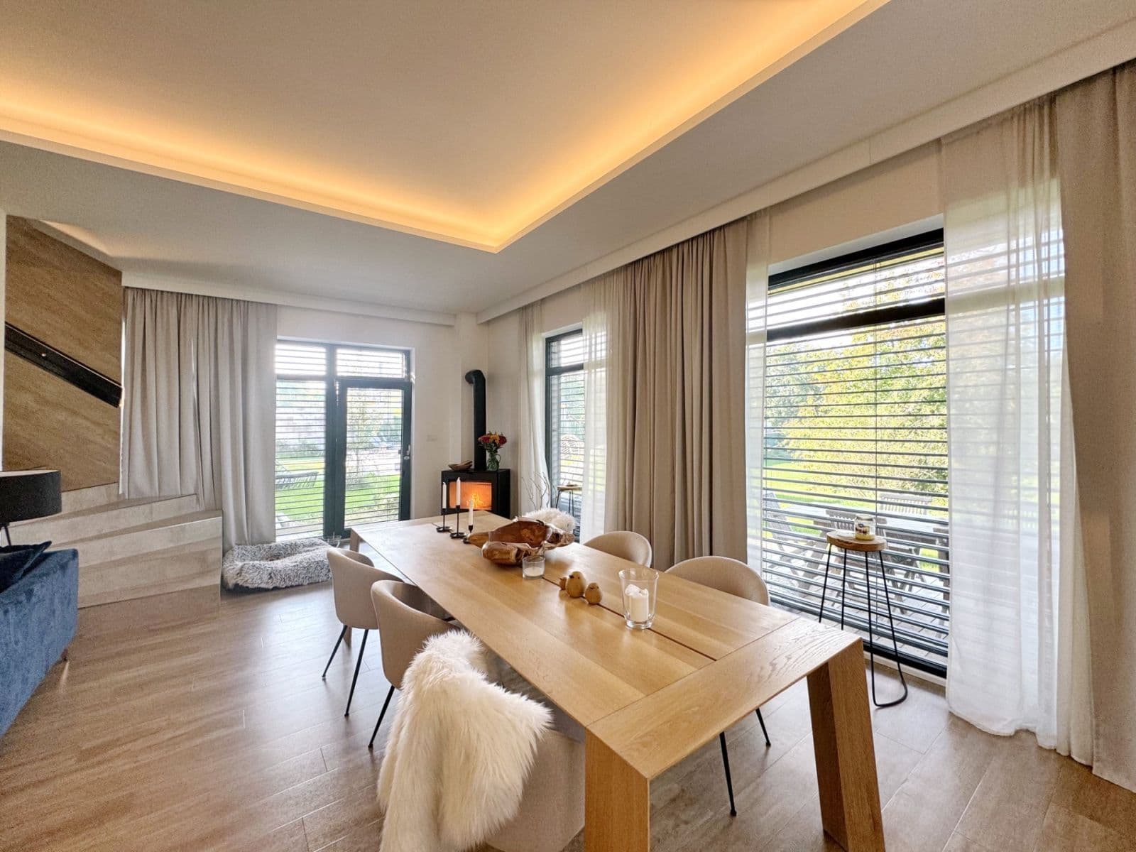 Prodej domu 411 m², pozemek 948 m², Na Obci, Hostouň, Středočeský kraj Prodej domu 411 m², pozemek 948 m², Na Obci, Hostouň, Středočeský kraj