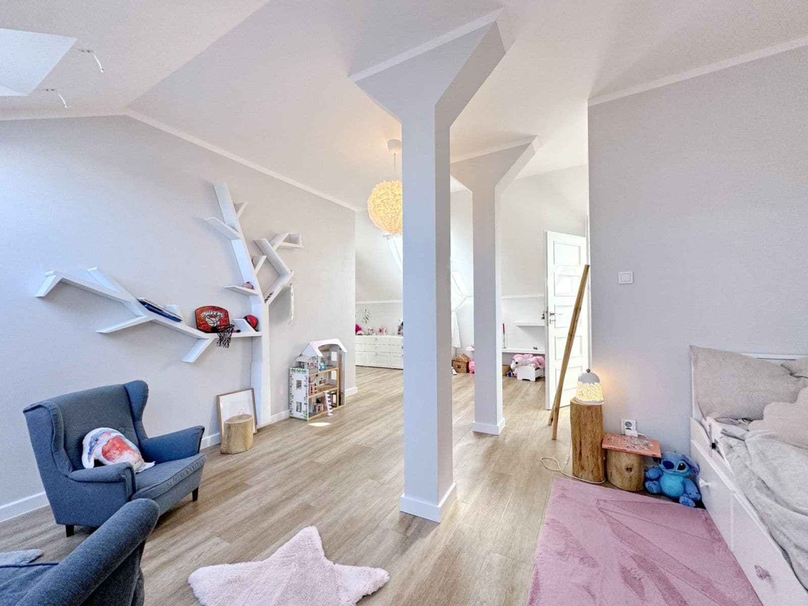 Prodej domu 411 m², pozemek 948 m², Na Obci, Hostouň, Středočeský kraj Prodej domu 411 m², pozemek 948 m², Na Obci, Hostouň, Středočeský kraj