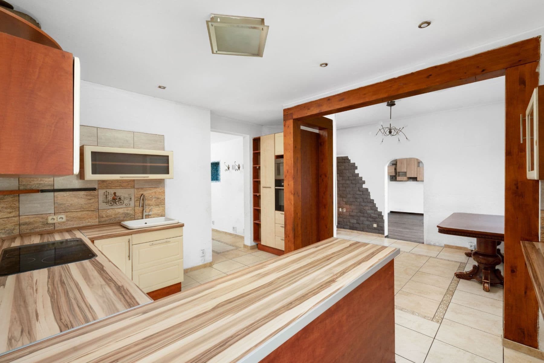 Prodej domu 250 m², pozemek 596 m², Oslavany, Jihomoravský kraj Prodej domu 250 m², pozemek 596 m², Oslavany, Jihomoravský kraj