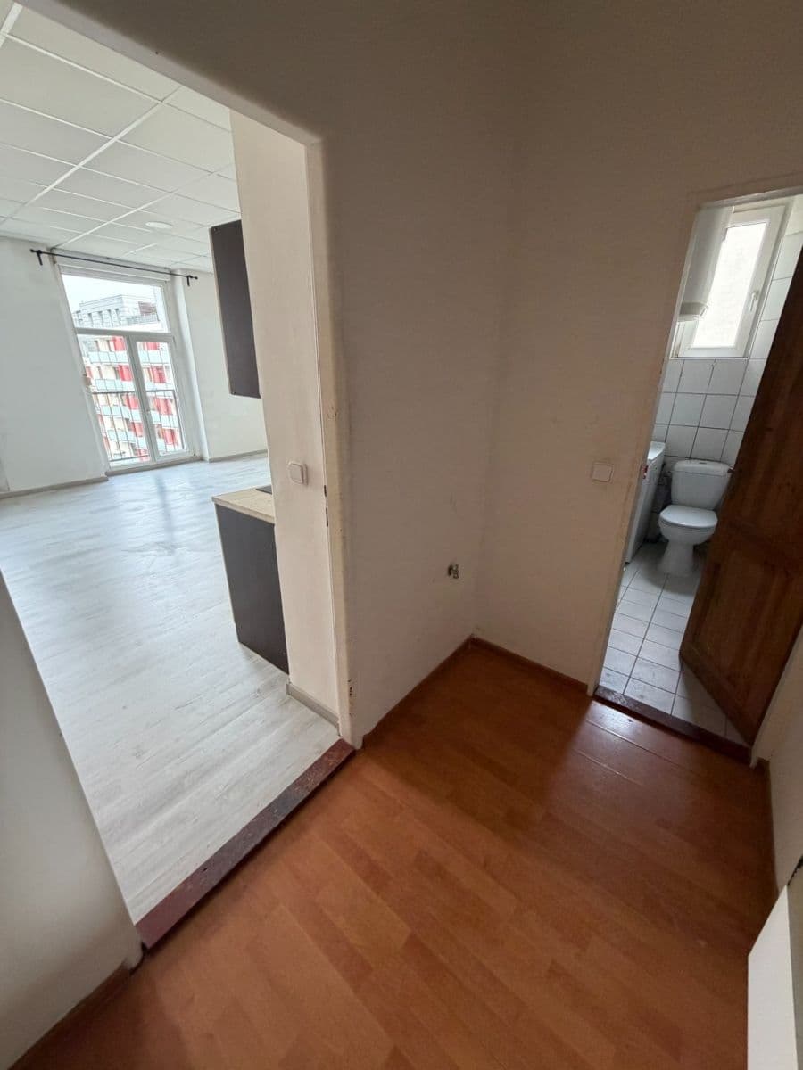 Pronájem bytu 1+kk 34 m², Ocelářská, Praha, Praha Pronájem bytu 1+kk 34 m², Ocelářská, Praha, Praha