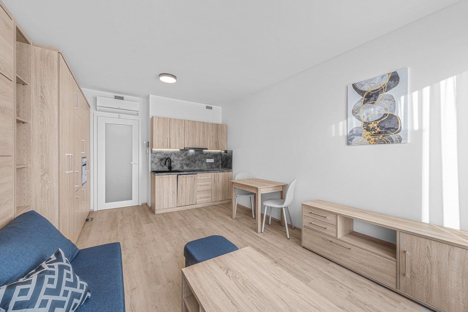 Pronájem bytu 1+kk 30 m², Malešická, Praha, Praha Pronájem bytu 1+kk 30 m², Malešická, Praha, Praha