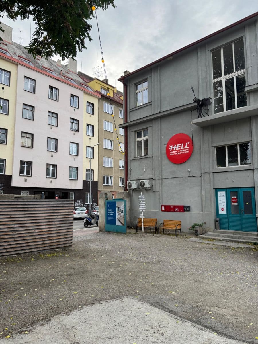 Pronájem kanceláře 151 m², Přístavní, Praha, Praha Pronájem kanceláře 151 m², Přístavní, Praha, Praha