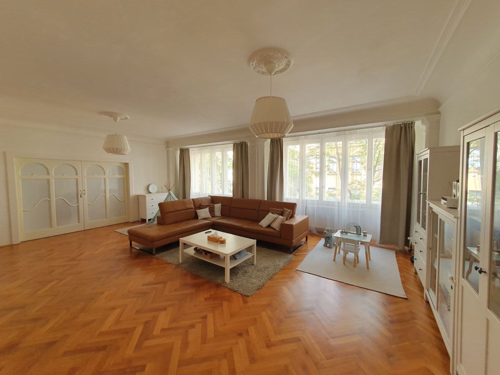 Prodej bytu 3+1 133 m², Zoubkova, Praha, Praha Prodej bytu 3+1 133 m², Zoubkova, Praha, Praha