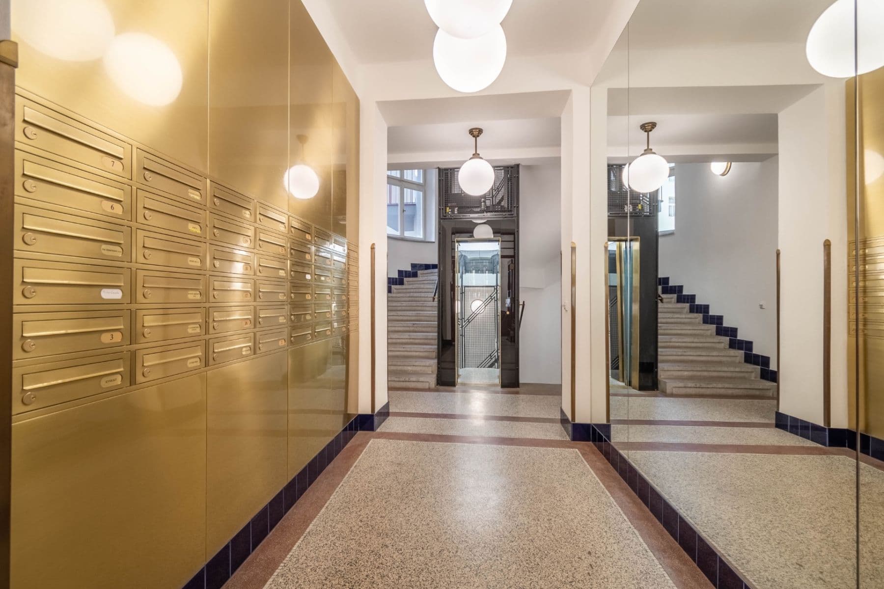 Pronájem bytu 1+kk 25 m², Lucemburská, Praha, Praha Pronájem bytu 1+kk 25 m², Lucemburská, Praha, Praha