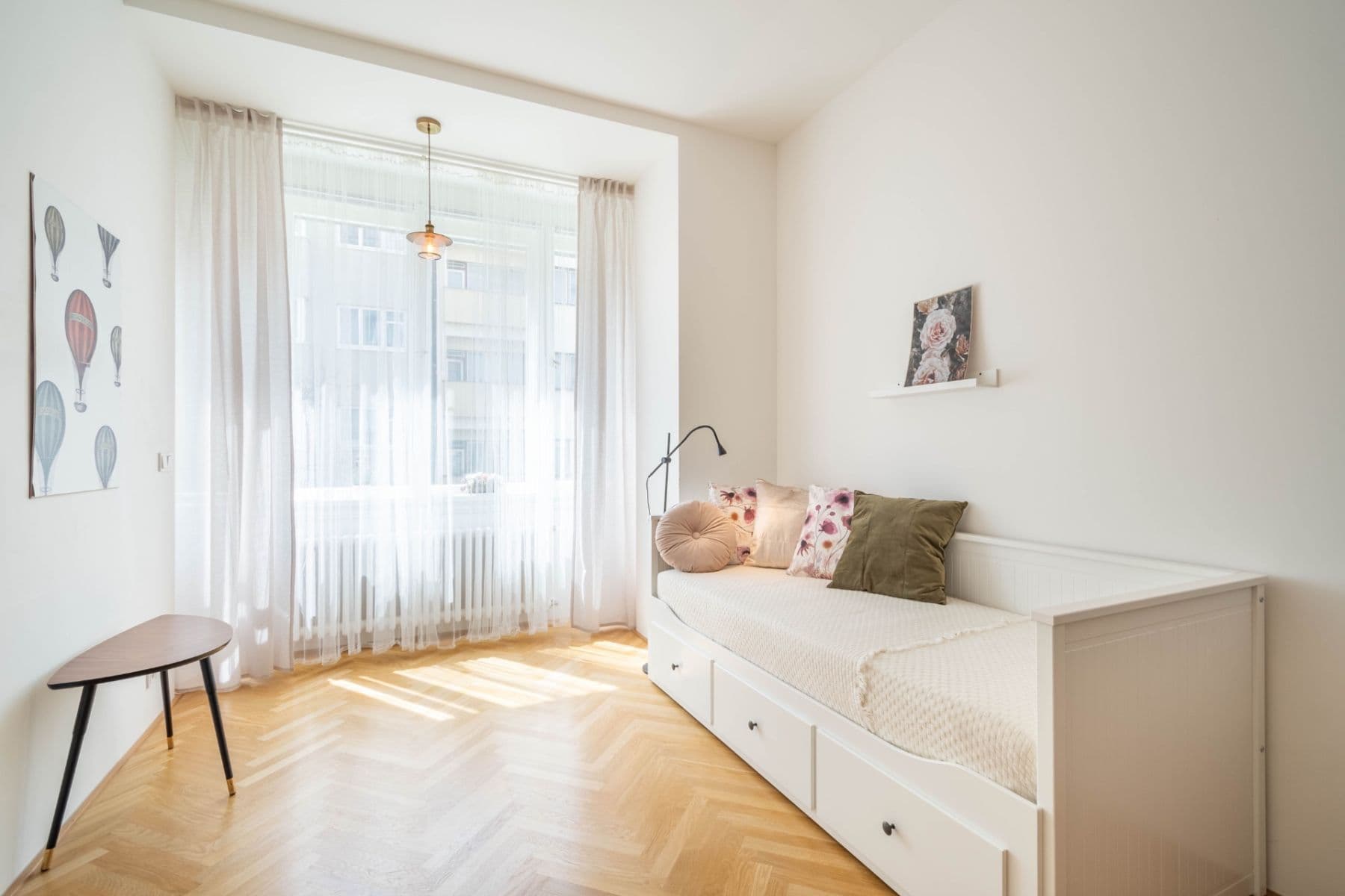 Pronájem bytu 1+kk 25 m², Lucemburská, Praha, Praha Pronájem bytu 1+kk 25 m², Lucemburská, Praha, Praha