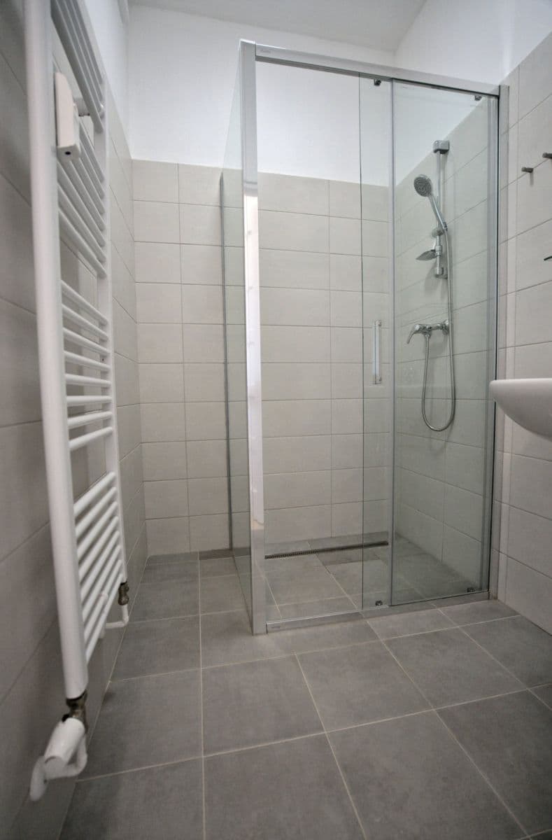 Pronájem bytu 1+1 40 m², K sídlišti, Praha, Praha Pronájem bytu 1+1 40 m², K sídlišti, Praha, Praha