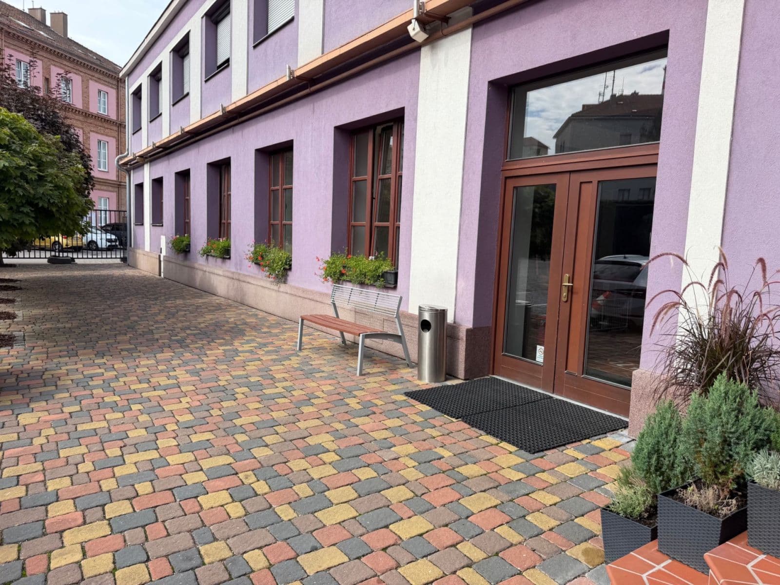 Pronájem nebytového prostoru 299 m², Radlas, Brno, Jihomoravský kraj Pronájem nebytového prostoru 299 m², Radlas, Brno, Jihomoravský kraj