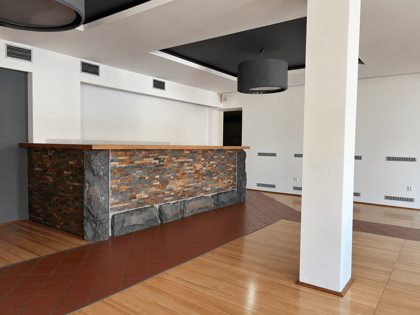 Pronájem nebytového prostoru 299 m², Radlas, Brno, Jihomoravský kraj Pronájem nebytového prostoru 299 m², Radlas, Brno, Jihomoravský kraj