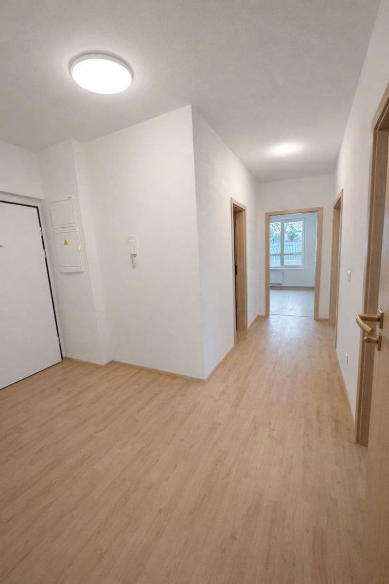 Prodej bytu 3+kk 78 m², Nová Tesla, Pardubice, Pardubický kraj Prodej bytu 3+kk 78 m², Nová Tesla, Pardubice, Pardubický kraj