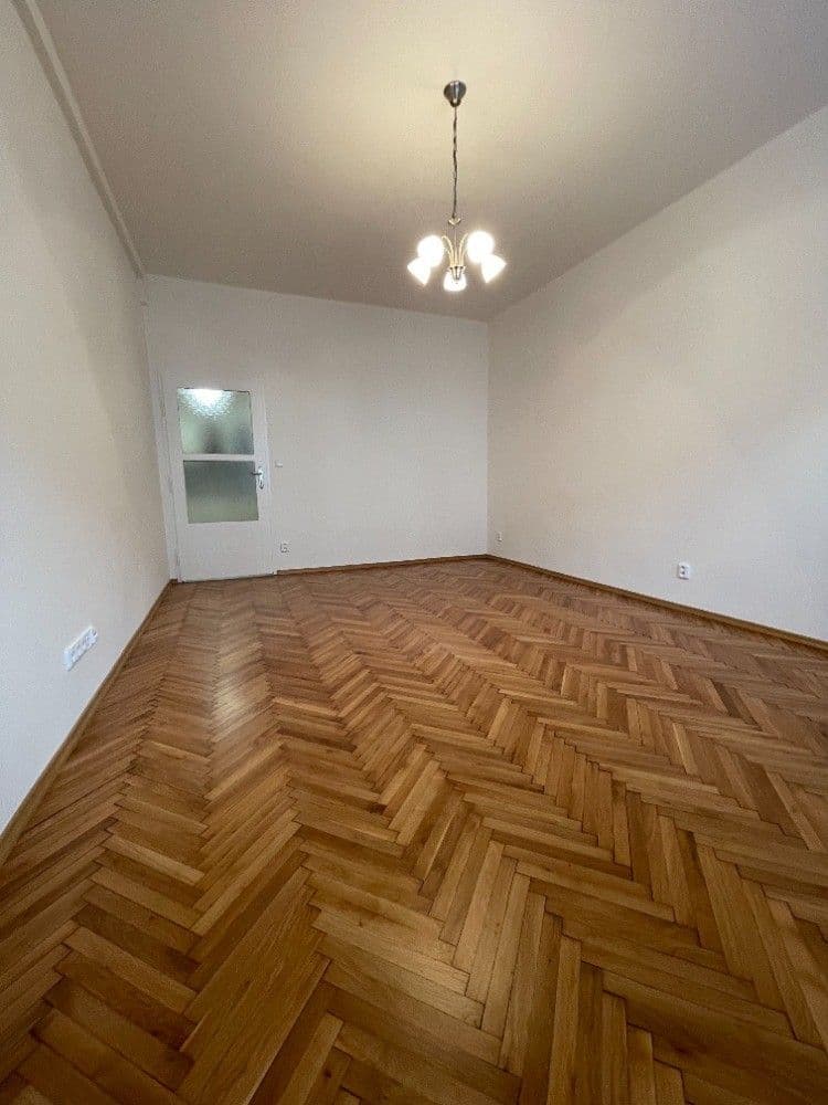 Pronájem bytu 2+1 65 m², Pelhřimovská, Praha, Praha Pronájem bytu 2+1 65 m², Pelhřimovská, Praha, Praha