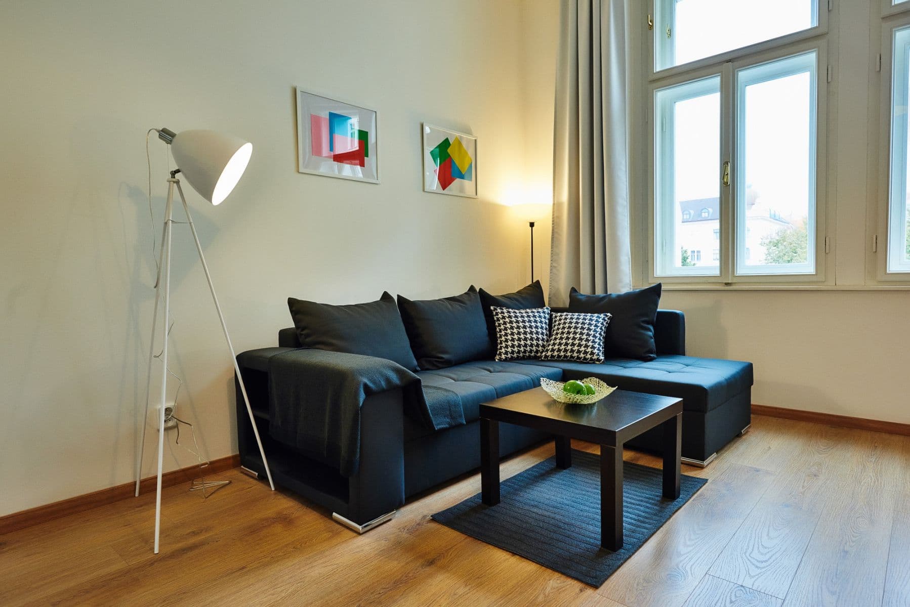 Pronájem bytu 52 m², náměstí Bratří Synků, Praha, Praha Pronájem bytu 52 m², náměstí Bratří Synků, Praha, Praha