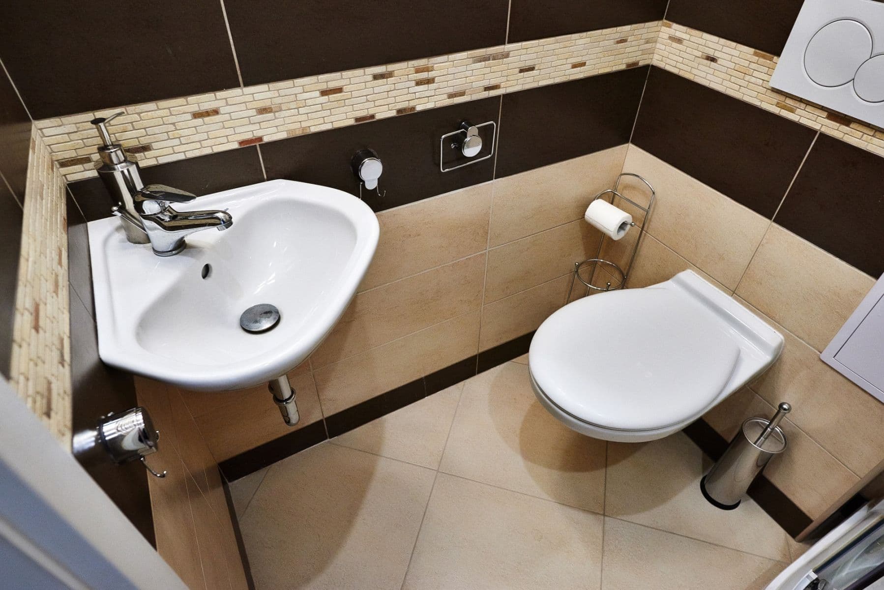 Pronájem bytu 52 m², náměstí Bratří Synků, Praha, Praha Pronájem bytu 52 m², náměstí Bratří Synků, Praha, Praha