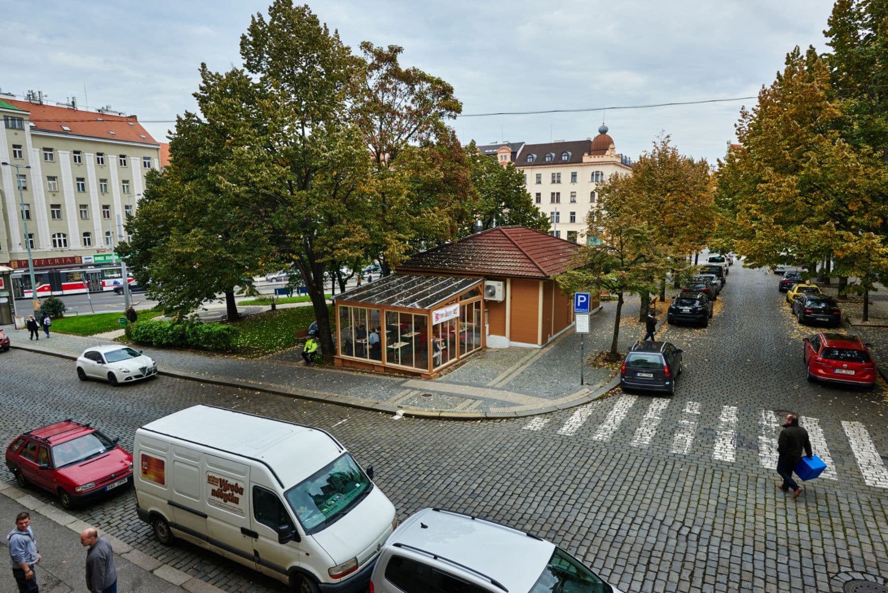 Pronájem bytu 52 m², náměstí Bratří Synků, Praha, Praha Pronájem bytu 52 m², náměstí Bratří Synků, Praha, Praha