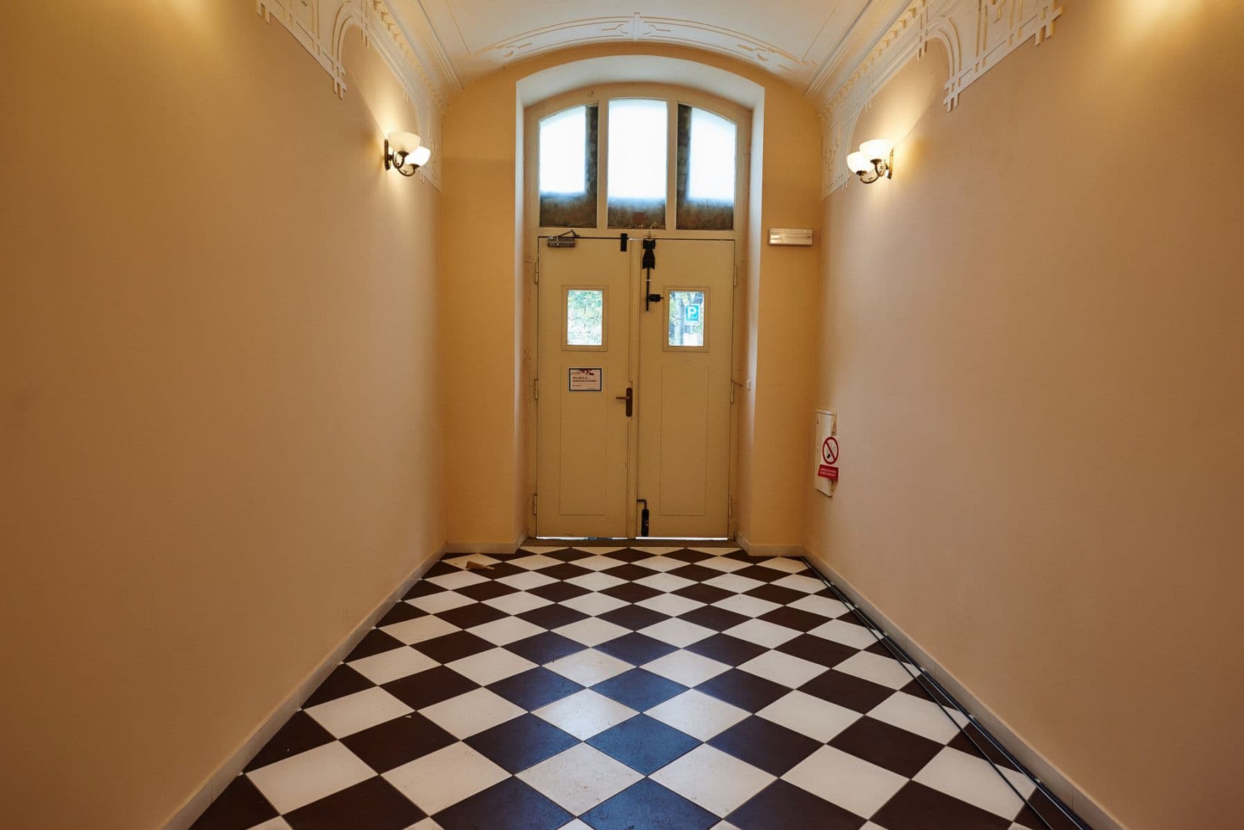 Pronájem bytu 52 m², náměstí Bratří Synků, Praha, Praha Pronájem bytu 52 m², náměstí Bratří Synků, Praha, Praha