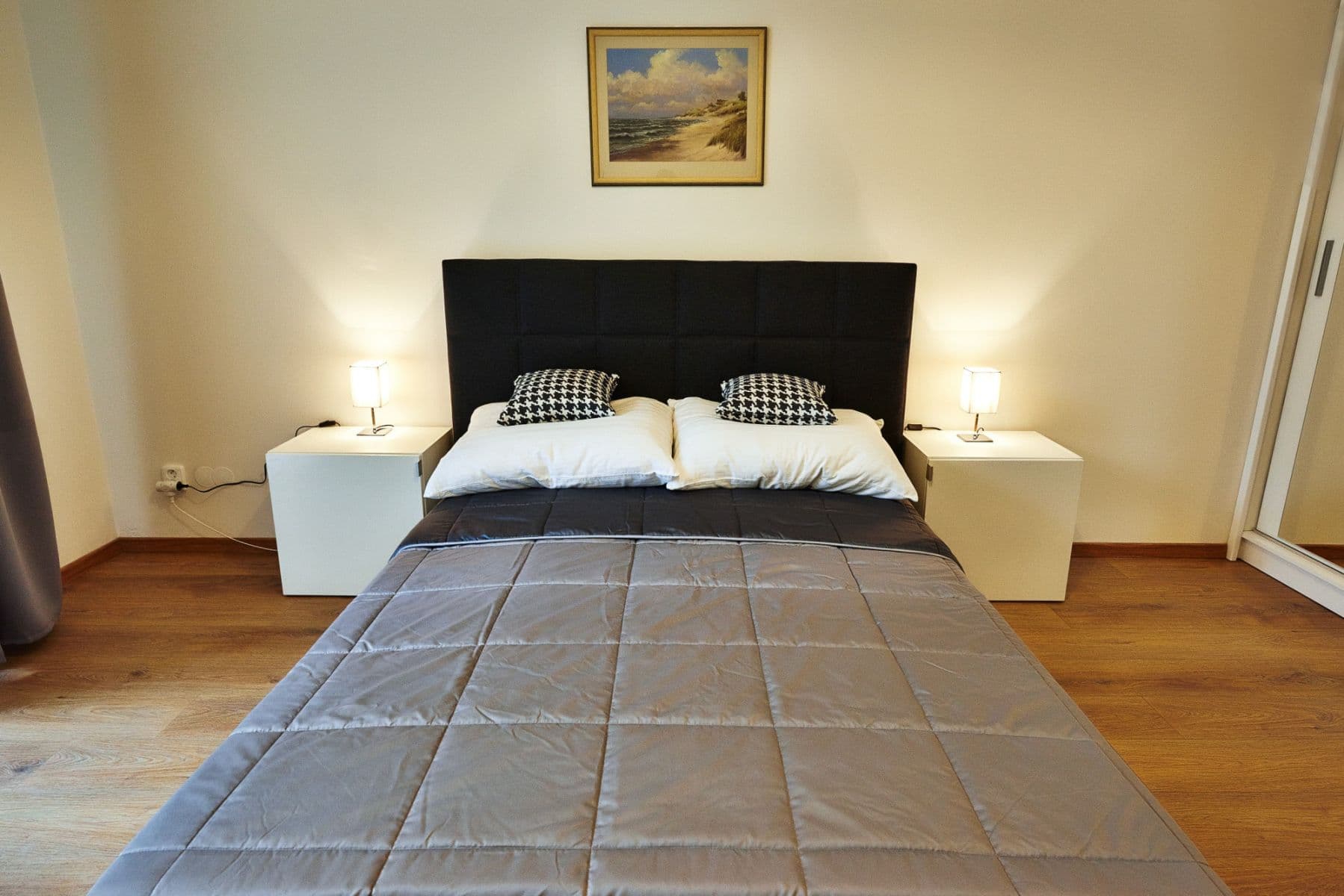 Pronájem bytu 52 m², náměstí Bratří Synků, Praha, Praha Pronájem bytu 52 m², náměstí Bratří Synků, Praha, Praha