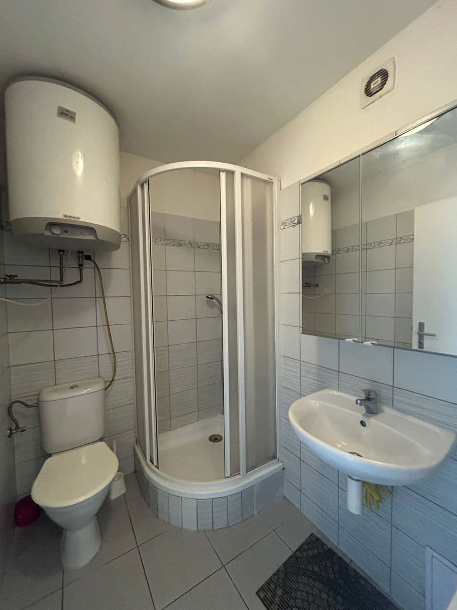 Pronájem bytu 1+kk 26 m², Olomoucká, Brno, Jihomoravský kraj Pronájem bytu 1+kk 26 m², Olomoucká, Brno, Jihomoravský kraj