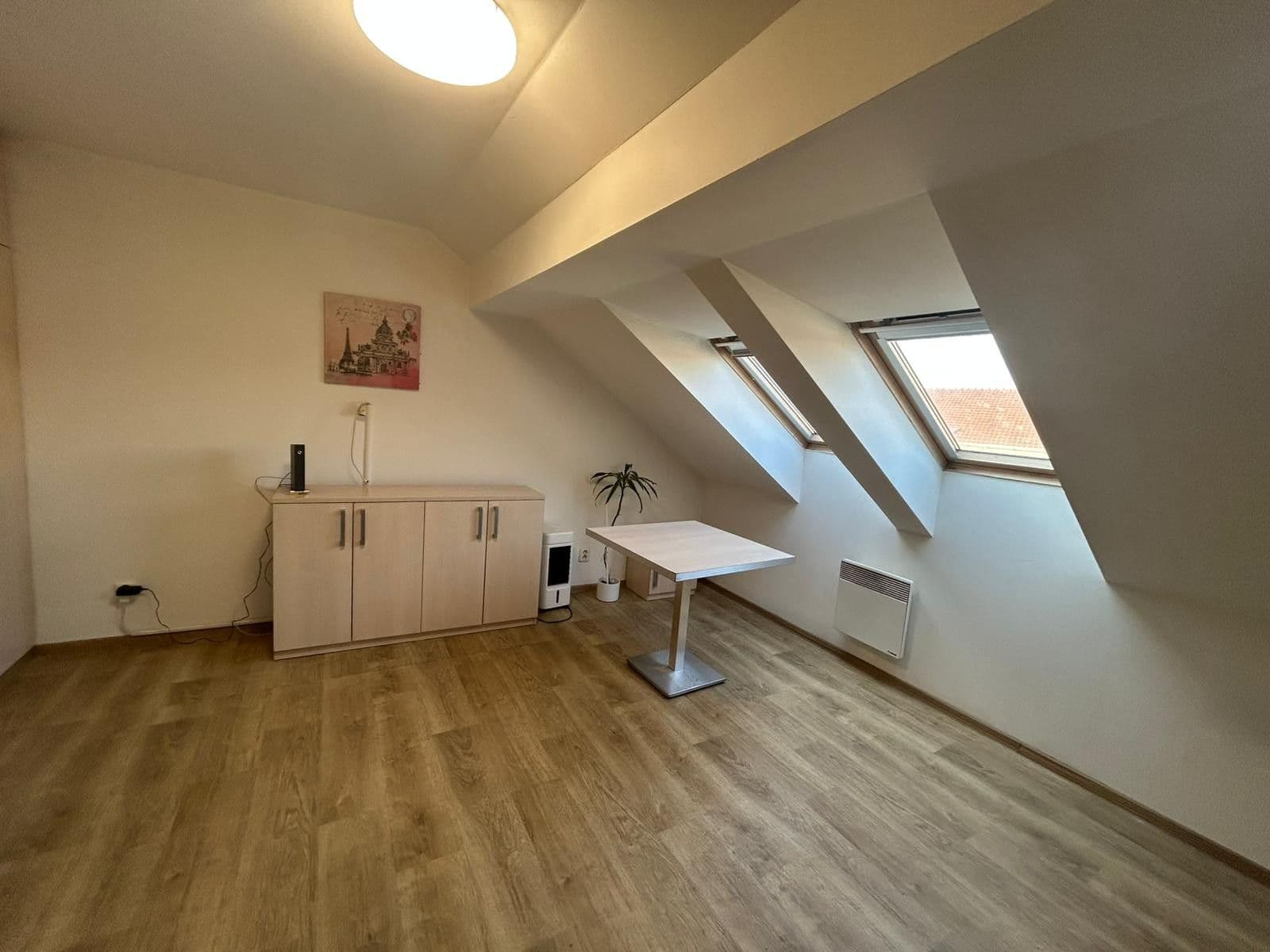 Pronájem bytu 1+kk 26 m², Olomoucká, Brno, Jihomoravský kraj Pronájem bytu 1+kk 26 m², Olomoucká, Brno, Jihomoravský kraj