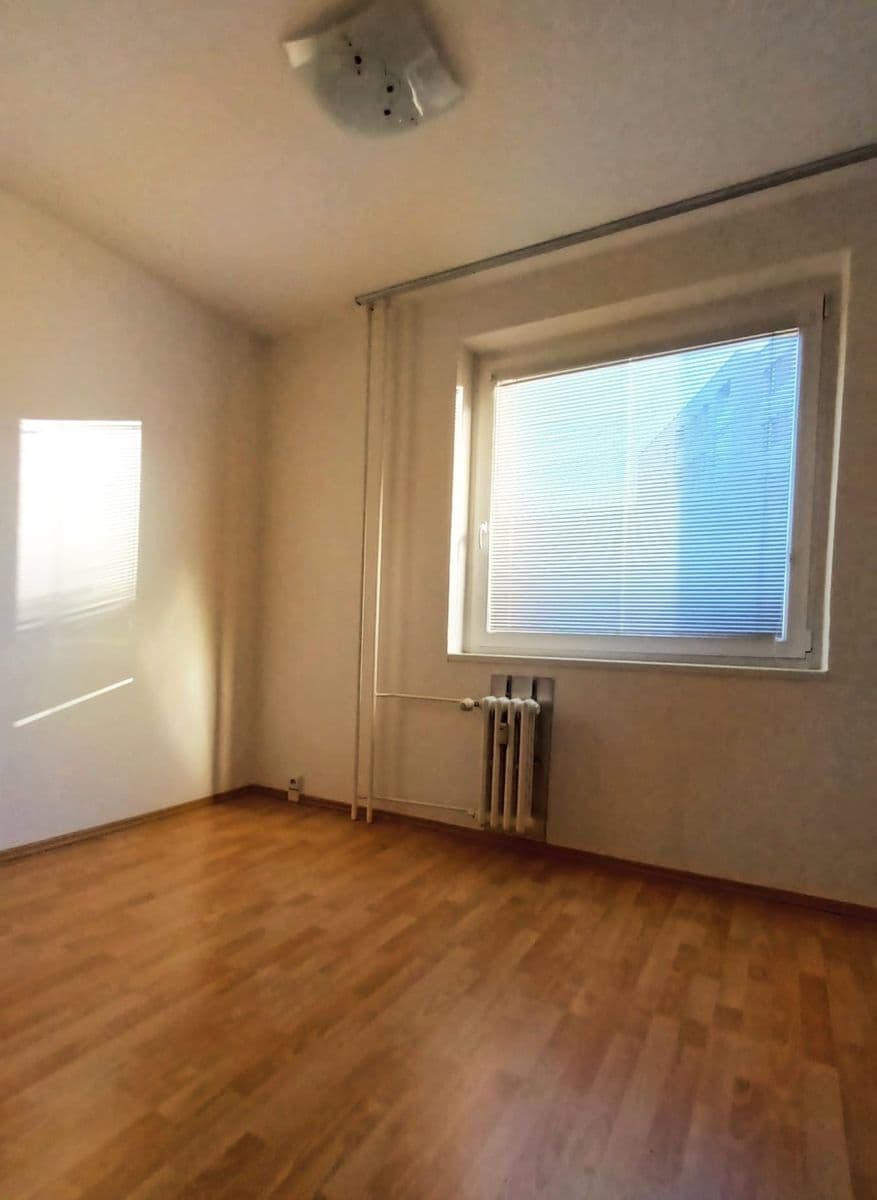 Pronájem bytu 4+1 90 m², Bryksova, Praha, Praha Pronájem bytu 4+1 90 m², Bryksova, Praha, Praha