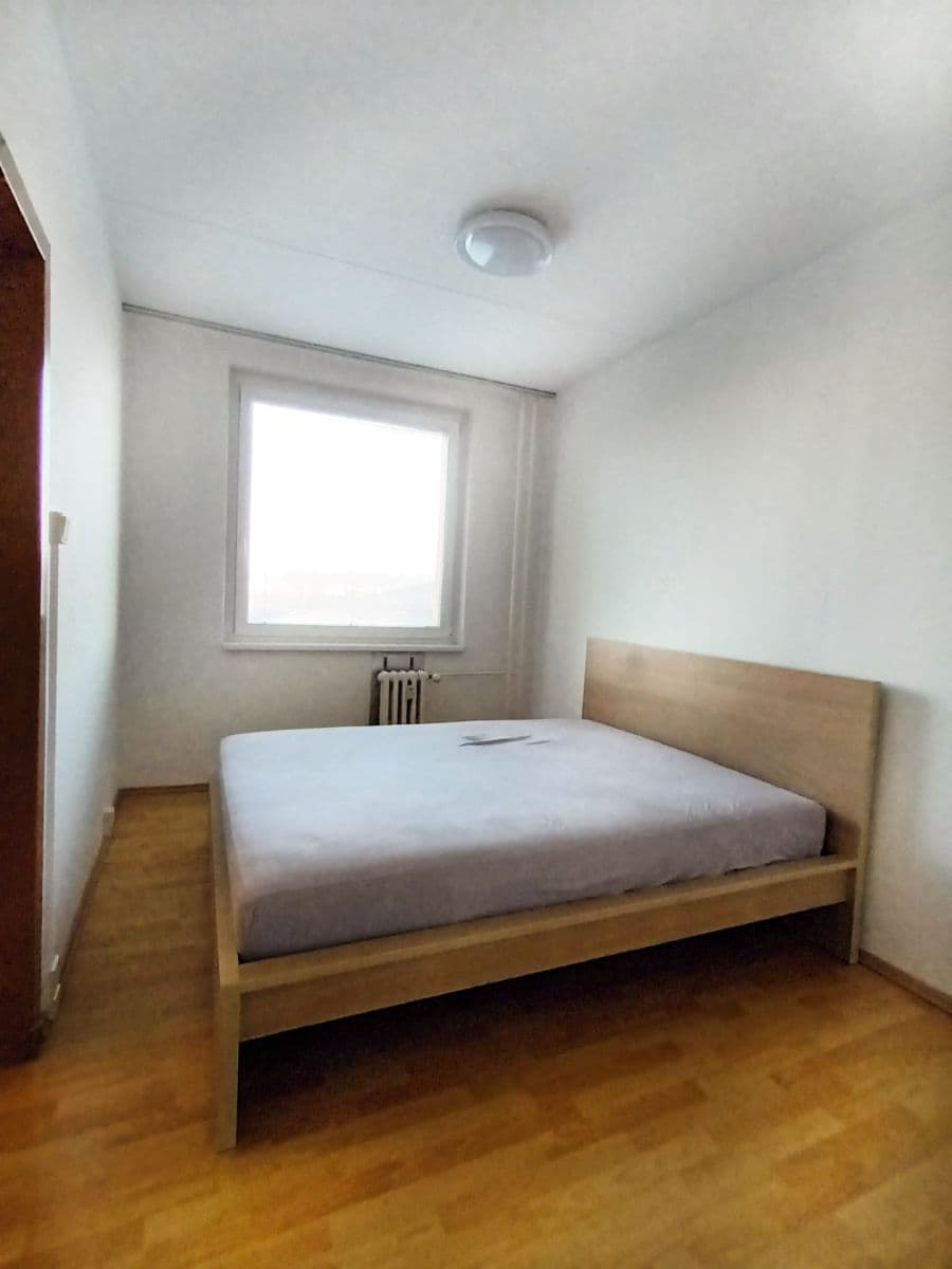 Pronájem bytu 4+1 90 m², Bryksova, Praha, Praha Pronájem bytu 4+1 90 m², Bryksova, Praha, Praha
