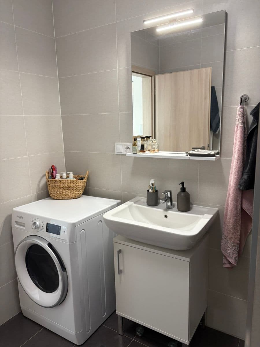 Pronájem bytu 2+kk 52 m², Na Výšině, Říčany, Středočeský kraj Pronájem bytu 2+kk 52 m², Na Výšině, Říčany, Středočeský kraj