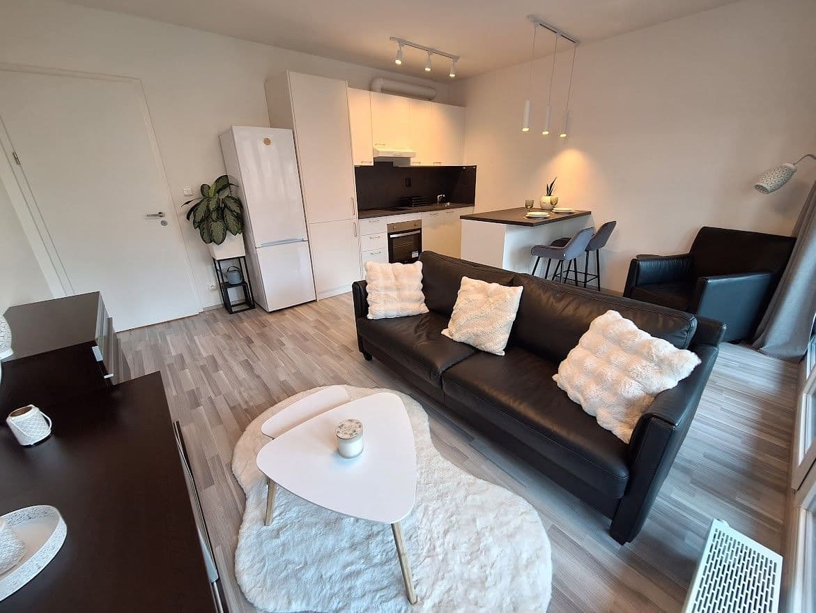 Pronájem bytu 2+kk 54 m², Huppnerova, Praha, Praha Pronájem bytu 2+kk 54 m², Huppnerova, Praha, Praha