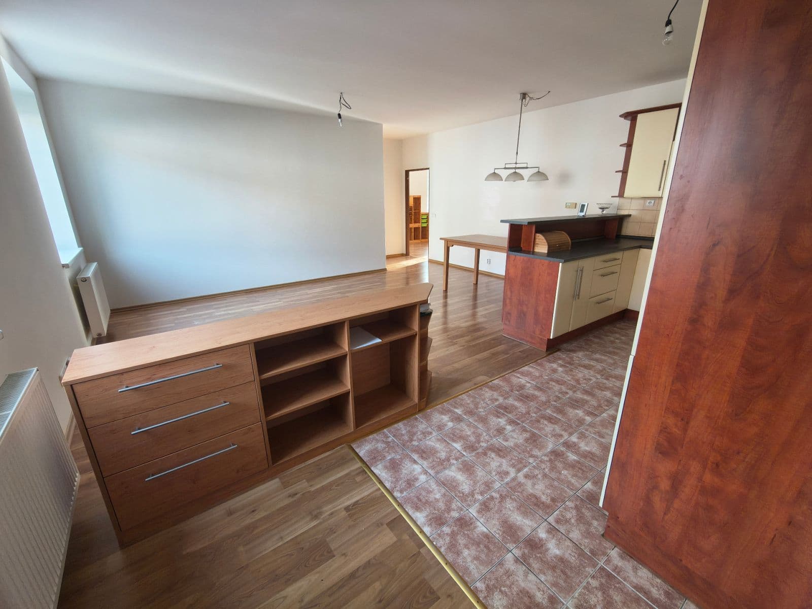 Prodej bytu 3+kk 86 m², Kaštanová, Milovice, Středočeský kraj Prodej bytu 3+kk 86 m², Kaštanová, Milovice, Středočeský kraj