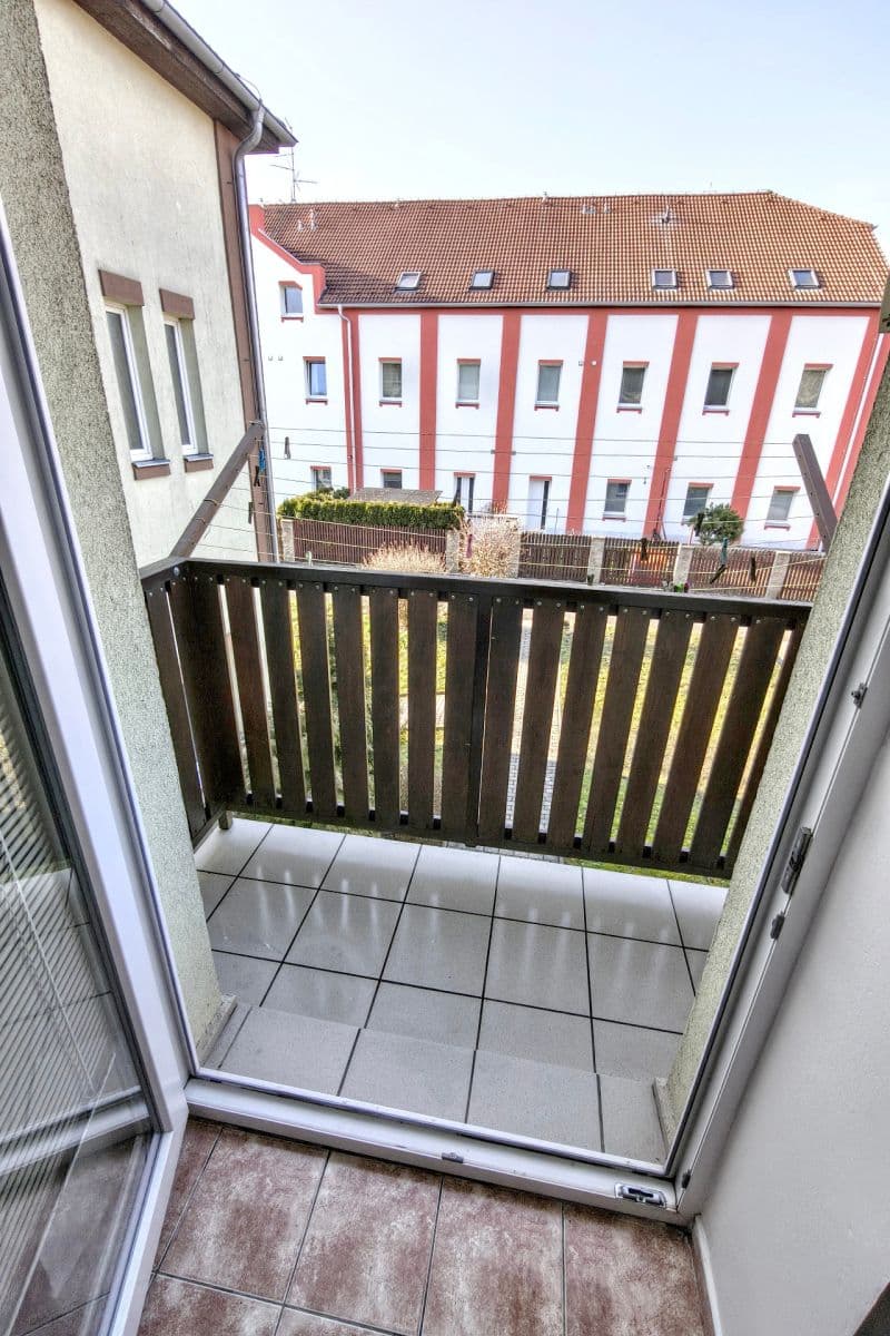 Prodej bytu 3+kk 86 m², Kaštanová, Milovice, Středočeský kraj Prodej bytu 3+kk 86 m², Kaštanová, Milovice, Středočeský kraj