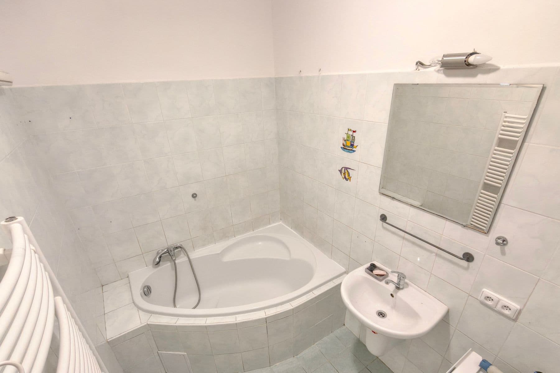 Prodej bytu 3+kk 86 m², Kaštanová, Milovice, Středočeský kraj Prodej bytu 3+kk 86 m², Kaštanová, Milovice, Středočeský kraj